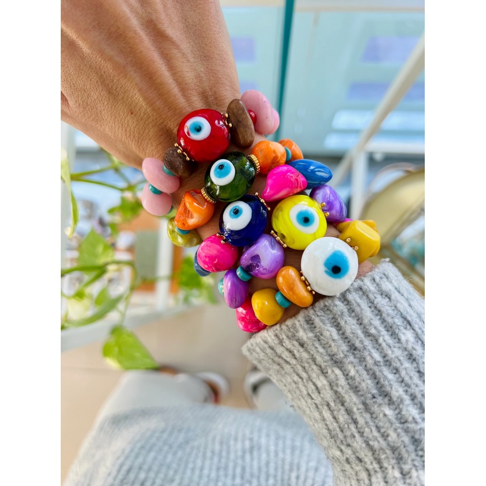 Color eye bracelets with shell beads Fashion & Accessoires