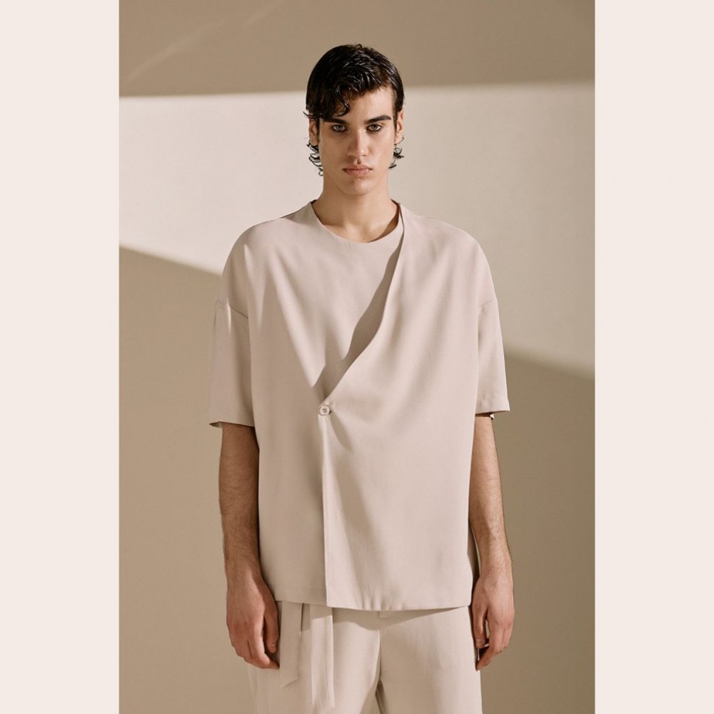 Diverse Men's Asymmetric Button T-Shirt Beige Fashion & Accessoires