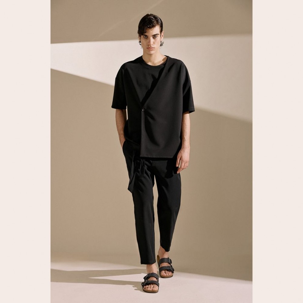 Diverse Men's Asymmetric Button T-Shirt Black Fashion & Accessoires