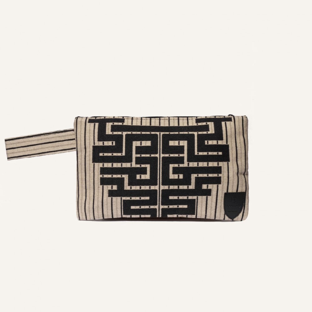 Loomcode Zipped Clutch Maze Fashion & Accessoires