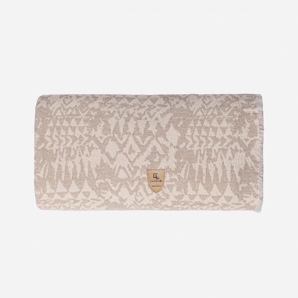Loomcode Beach Towel Aztec Light Grey  Fashion & Accessoires