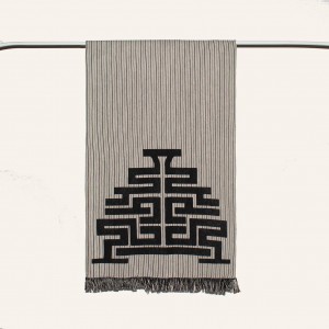 Loomcode Beach Towel Maze Fashion & Accessoires